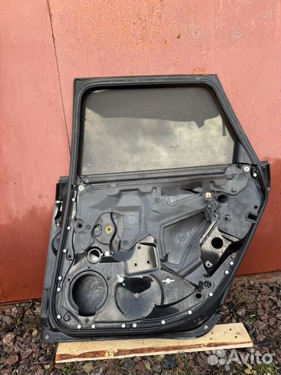 Дверь задняя для правая Audi A6 C6 4F0833051G