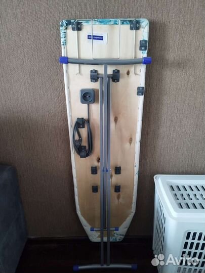 Гладильная доска с розеткой и шнуром