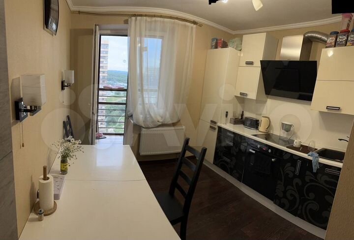 1-к. квартира, 37 м², 22/27 эт.