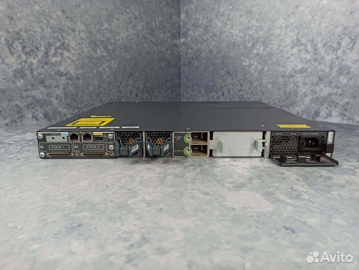 Коммутатор Cisco WS-C3750X-24T-S V04