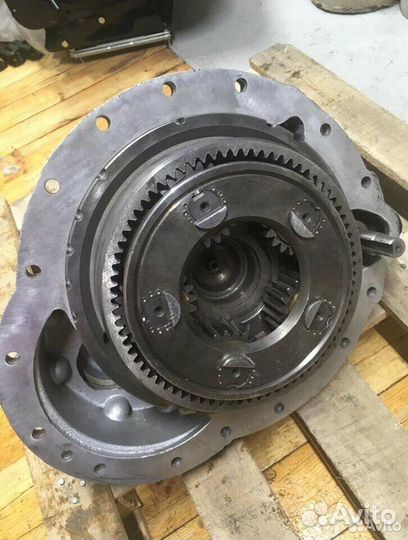 Демультипликатор-делитель в сборе к кпп 202 ямз