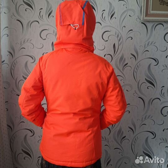 Куртка горнолыжная