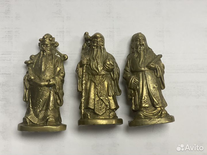 Старые статуэтки