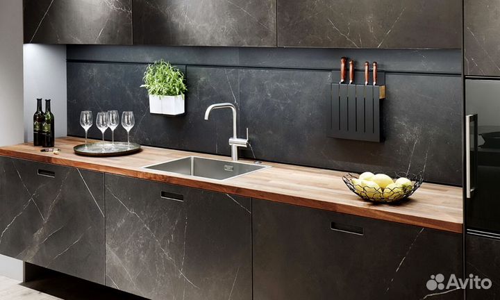 Фартук из керамогранита