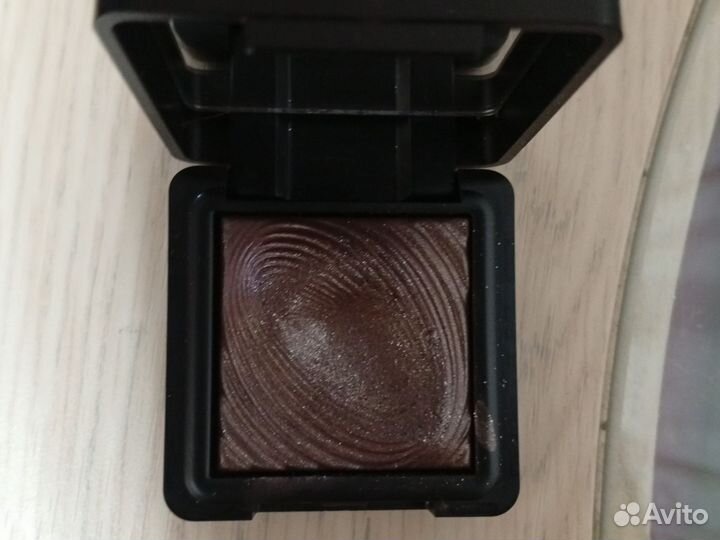 Тени для век