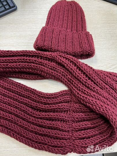 Комплект шапка и снуд