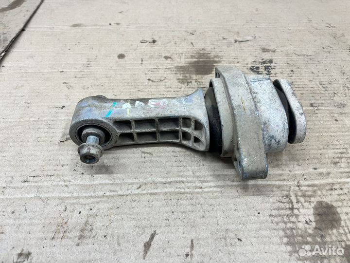 Опора двигателя задняя Chevrolet Aveo T250 2011