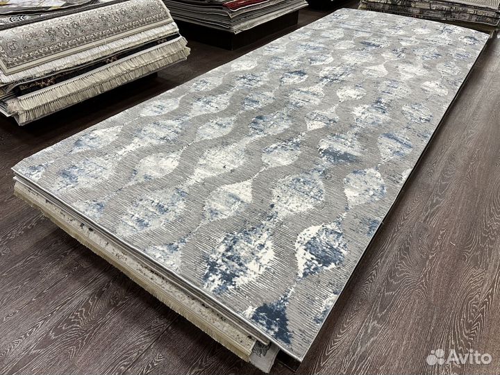 Ковер новый 1.6х4 современный