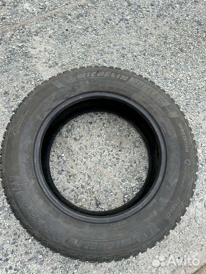 Michelin X-Ice North 4 215/65 R17