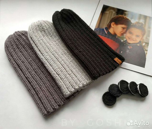 Вязаная шапка резинка - бини