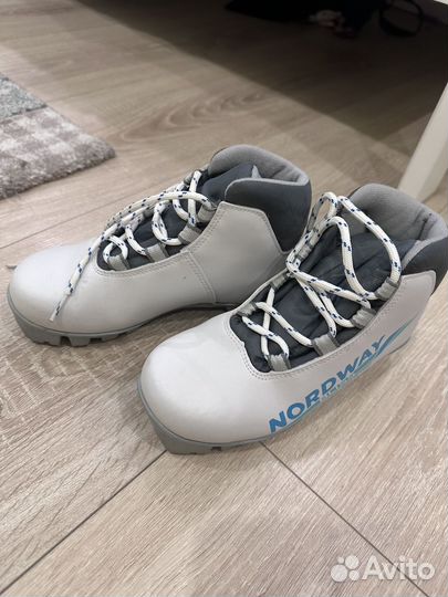 Лыжные ботинки детские 34