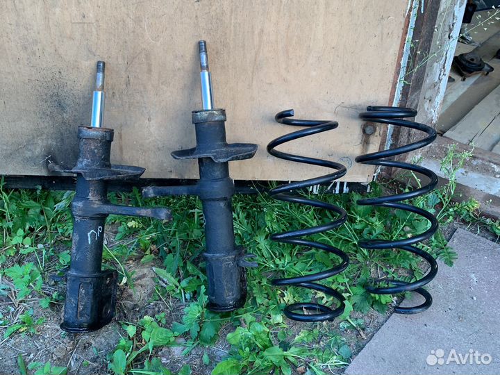 Пружины и стойки передние granta 1