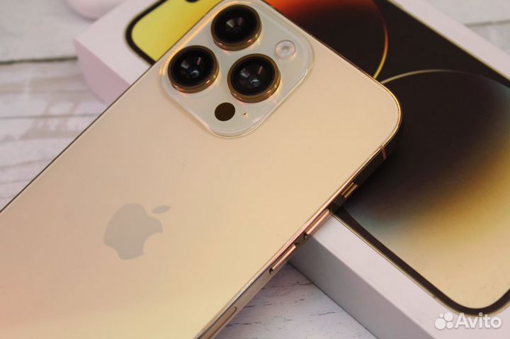 iPhone xr в корпусе 14 pro max 256 гб золотой