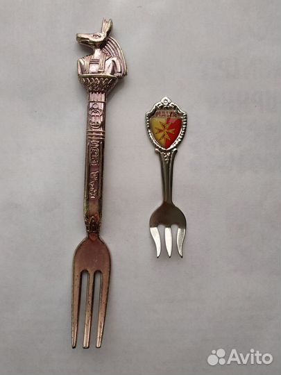 Коллекцион чайн ложки российские и вилки европейск