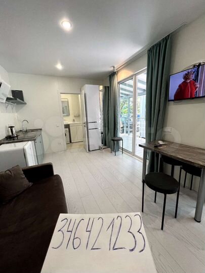 Дом 27 м² на участке 1 сот.