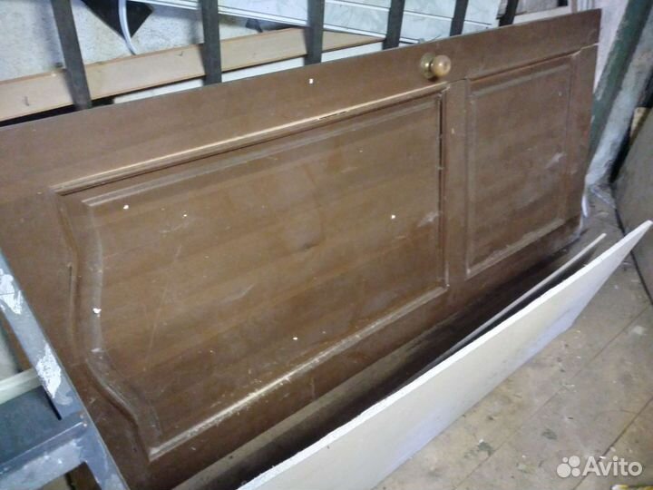 Дверь входная деревянная бу