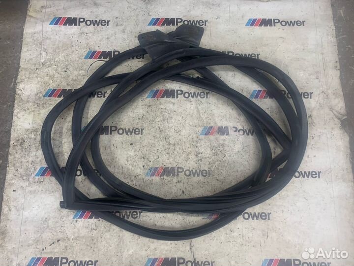 Уплотнитель дверного проема BMW E46 купе