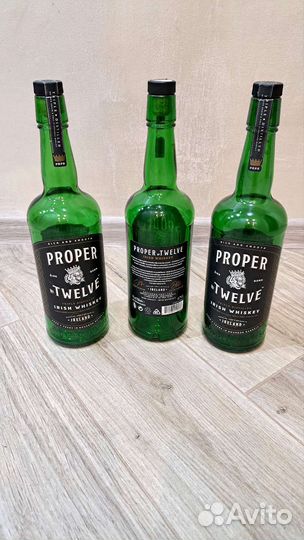 Пустые бутылки из-под алкоголя