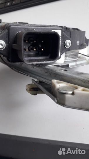 Моторчик стеклоподъемника Opel Astra