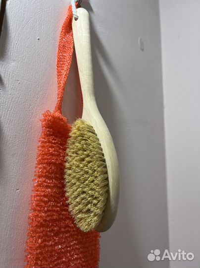 Щетка для сухого массажа / антицелюлитная