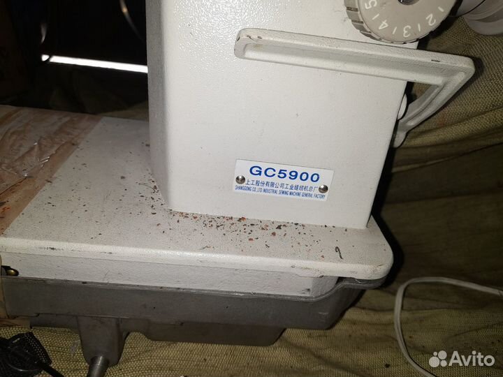 Швейную машину для сшивания тяжелых тканей