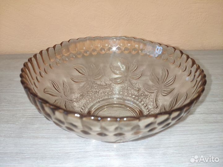 Салатник (конфетница) карамельное цветное стекло