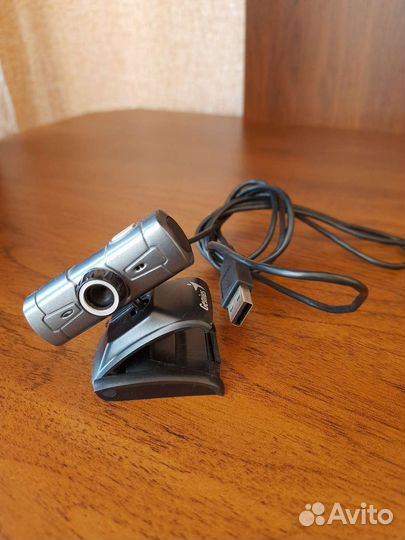 Веб-камера Genius