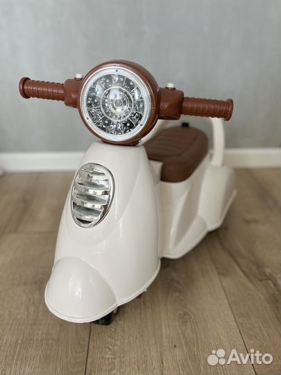 Детский трицикл каталка / мотоцикл-беговел