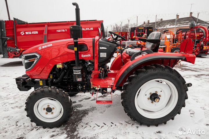 Минитрактор с навесным оборудованием