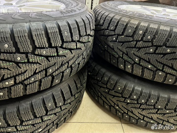 Комплект колес Land Rover Evoque R17 новые