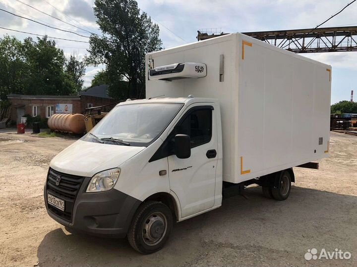 Ремонт ворот рефрижераторов изготовление новых