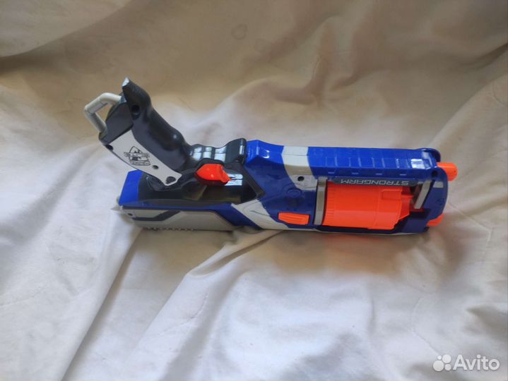 Бластер Nerf strongarm