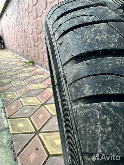 Tracmax XSport F110 335/35 R20