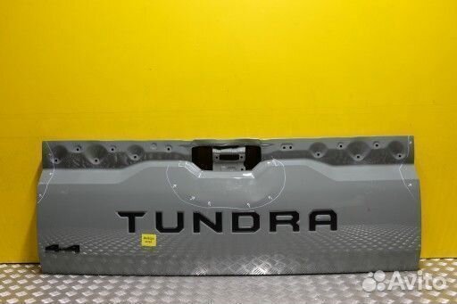 Крышка багажника toyota tundra 2022 2023