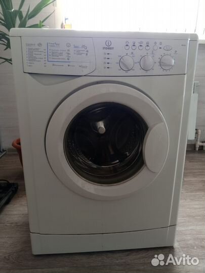 Стиральная машинка Indesit