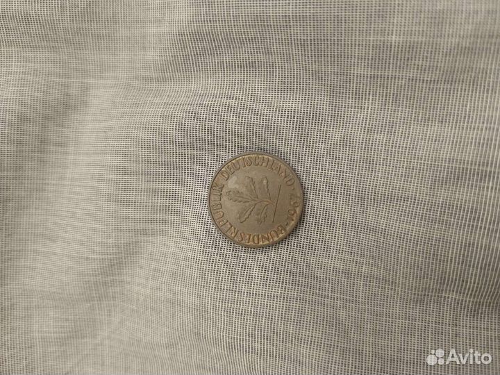 Продам монеты иностранные монеты