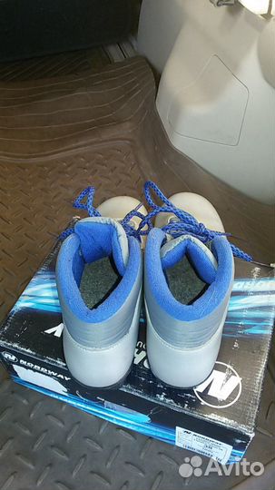 Ботинки для беговых лыж разм. 38