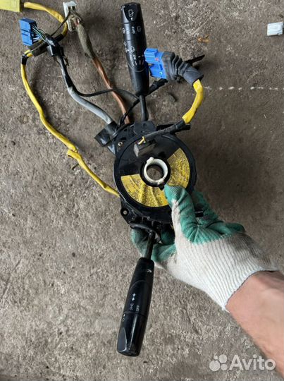 Mazda 323 F подрулевые переключатели