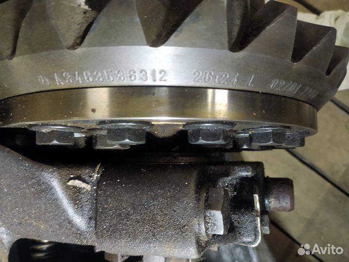 Задний редуктор