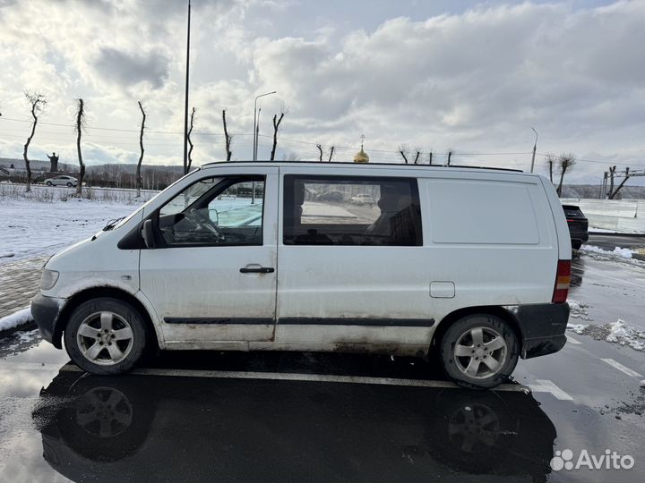 Mercedes-Benz Vito 2.1 МТ, 2000, 400 500 км