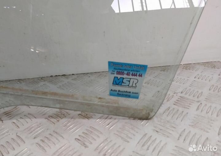 Стекло двери передней левой Mazda Premacy