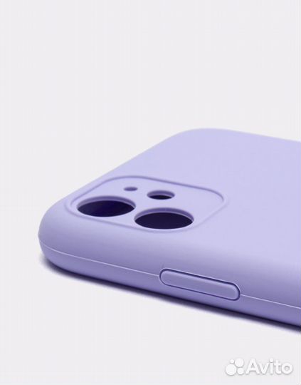 Силиконовый чехол на iPhone 11