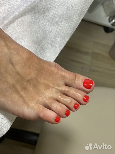 Нужны модели на педикюр