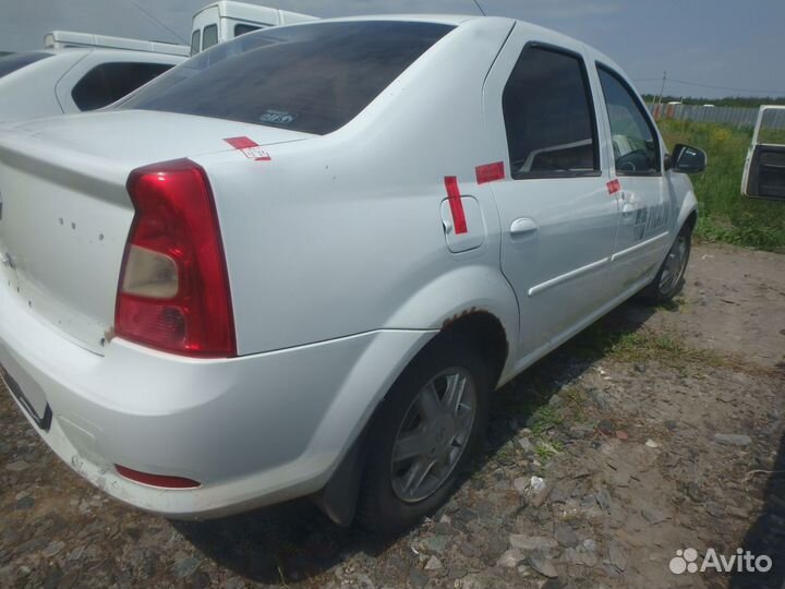 Renault Logan 1.6 МТ, 2014, 285 381 км