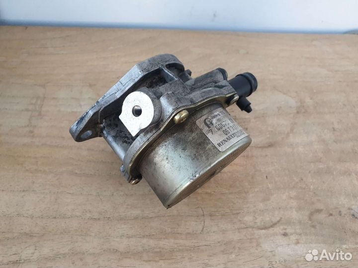 Renault Kangoo.Рено Канго 1,5DCI. Вакуумный насос