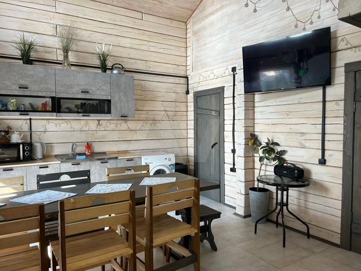 Гостиница, 93 м²