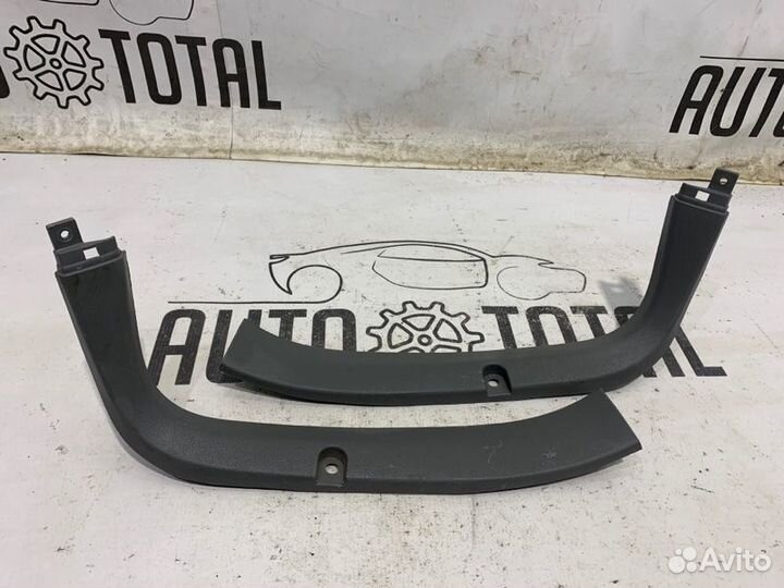 Обшивка двери багажника Chevrolet Lacetti хэтчбек