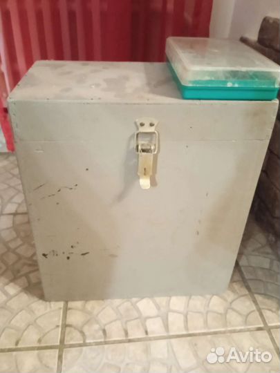 Рыболовный ящик