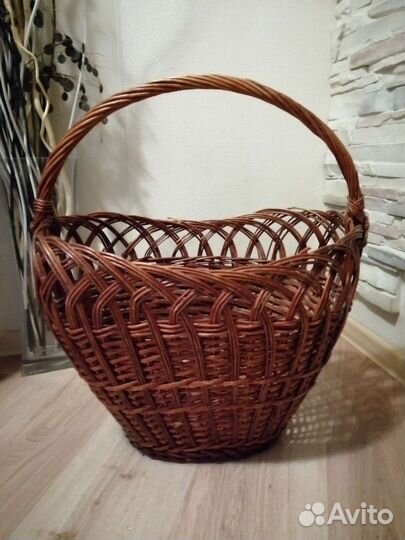Корзина плетеная большая