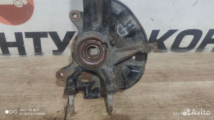 Правый передний кулак mazda 6 2009 GH